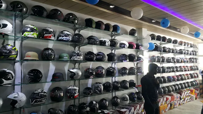 Helmets image 4